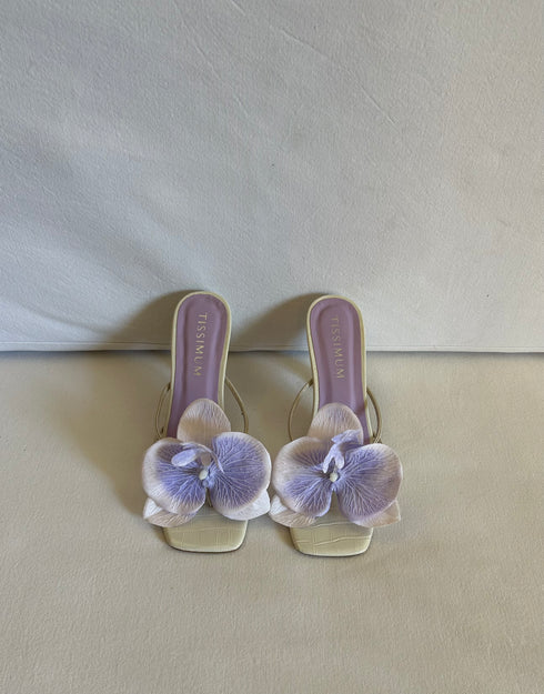 Zapatillas con flores